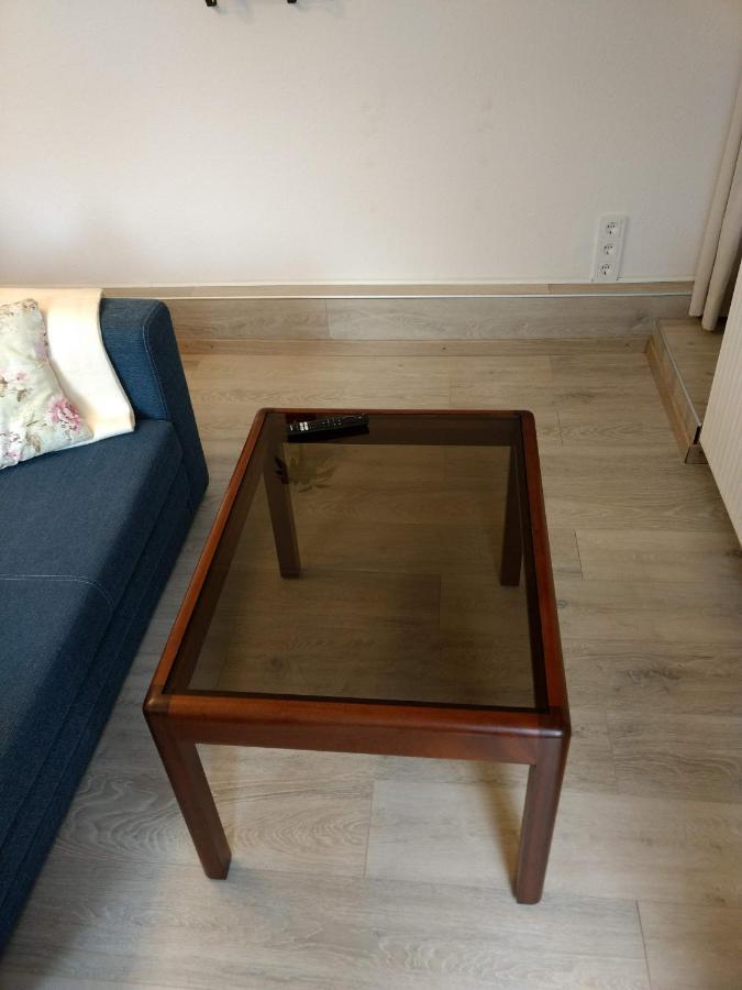 Ruhiges, Gemuetliches Zimmer Mit Bad Fuer 2 Personen, Mit Gartenterasse リューベック エクステリア 写真